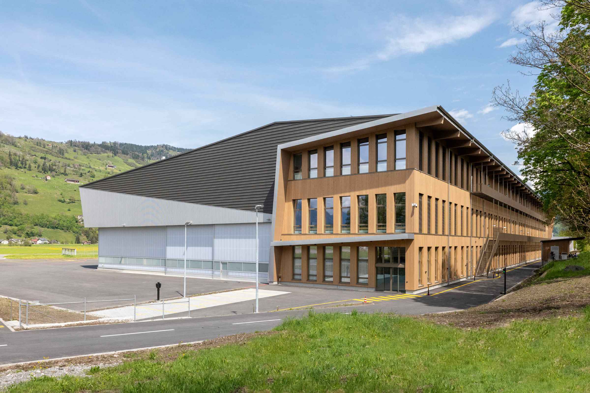 Böden im Hangar der Pilatus Flugzeugwerke AG