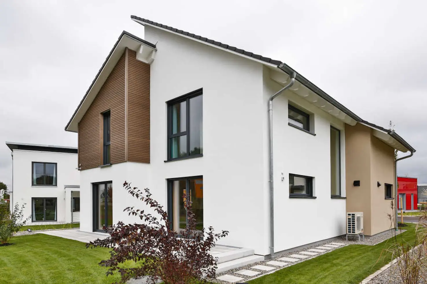 Wohnhaus: Beispiel für Sto Fassadenlösung für die Gebäudeklasse 1 bis 3