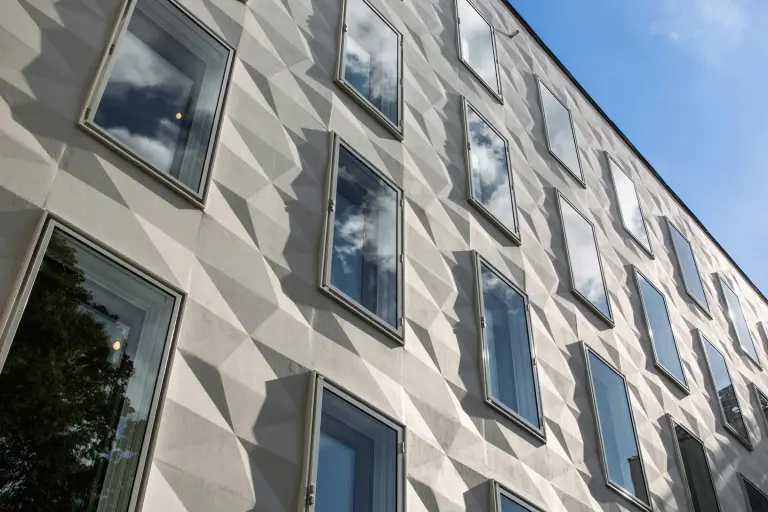 Fassadendetail: Plastische Fassadengestaltung mit StoDeco 