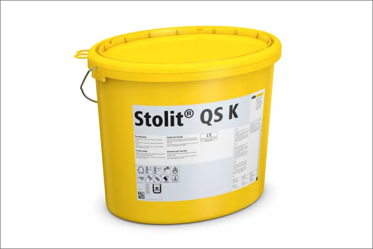 Produktbild: gelber Eimer mit frühregenfestem organischen Oberputz: Stolit® QS