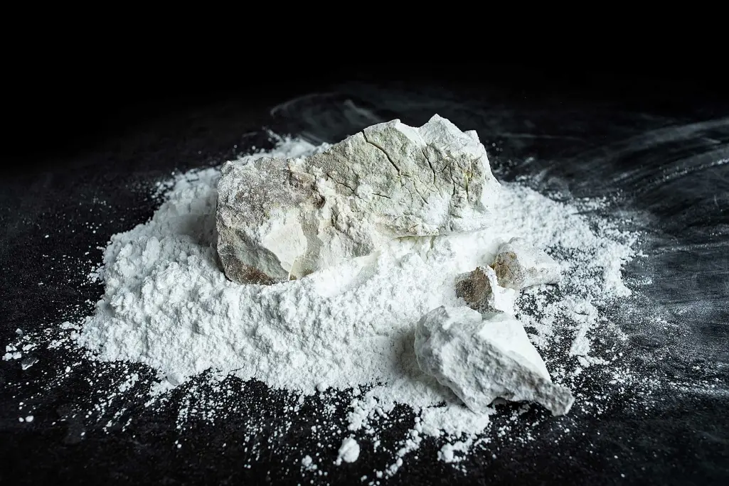 Branntkalk und gelöschtes Kalkpulver, Bestandteil von Mineraldämmplatten