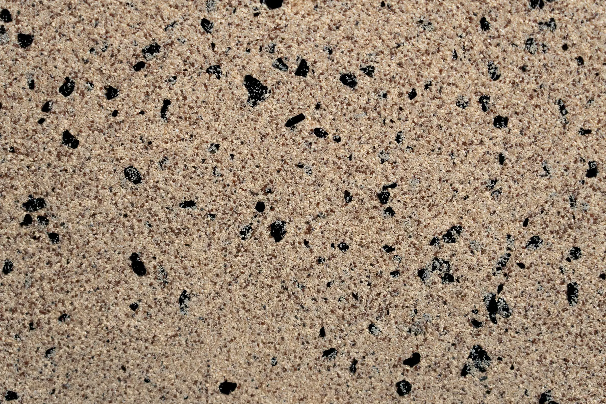 Natursteinputz StoSuperlit®, beige Putzoberfläche Kornstärke 0,8