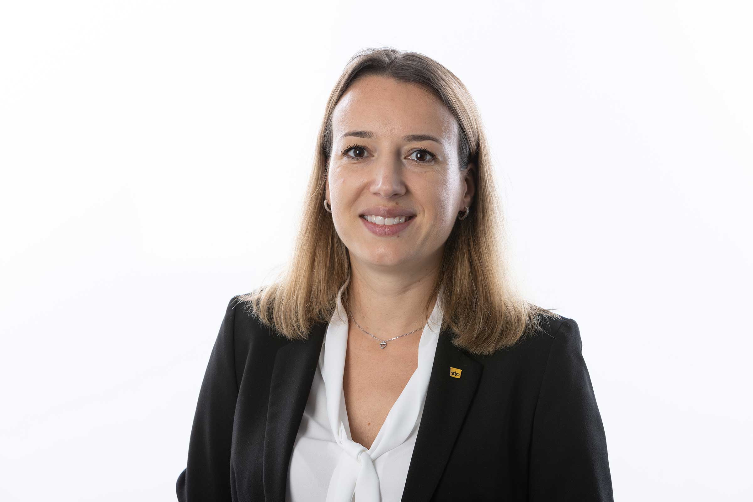 Portraitfoto Désirée Konrad, Vorständin STO Management SE, Finanzen