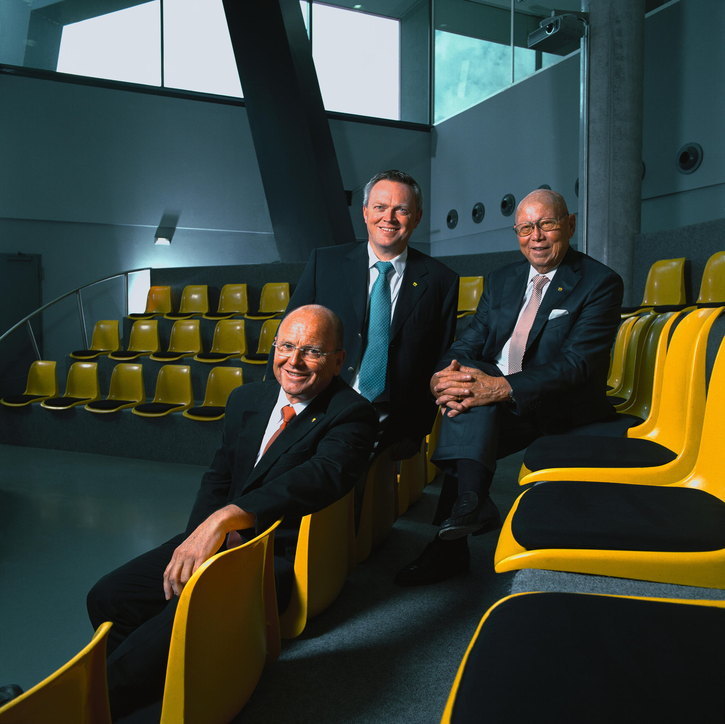 Fritz Stotmeister mit seinen Söhnen Jochen Stotmeister (links) und Gerd Stotmeister.