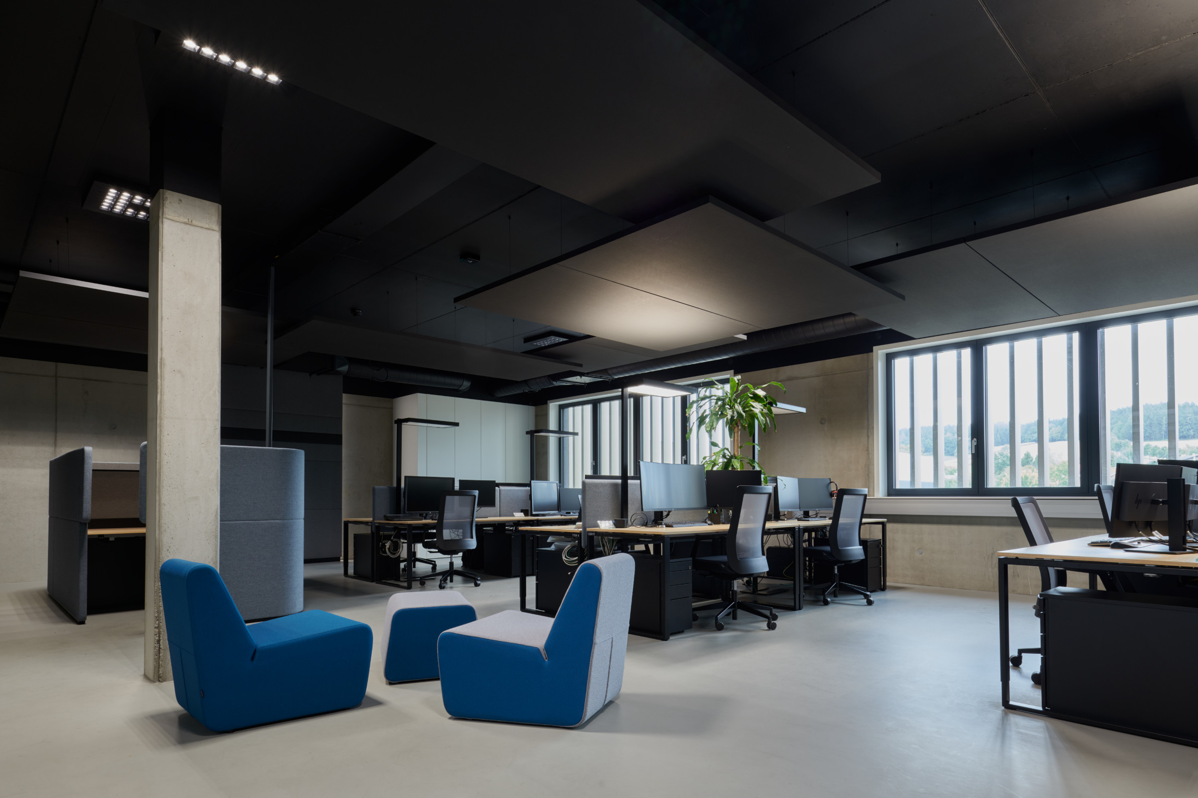 Um Büros und Aufenthaltsbereiche radondicht auszuführen, eignet sich die Beschichtung StoPox BB OS.