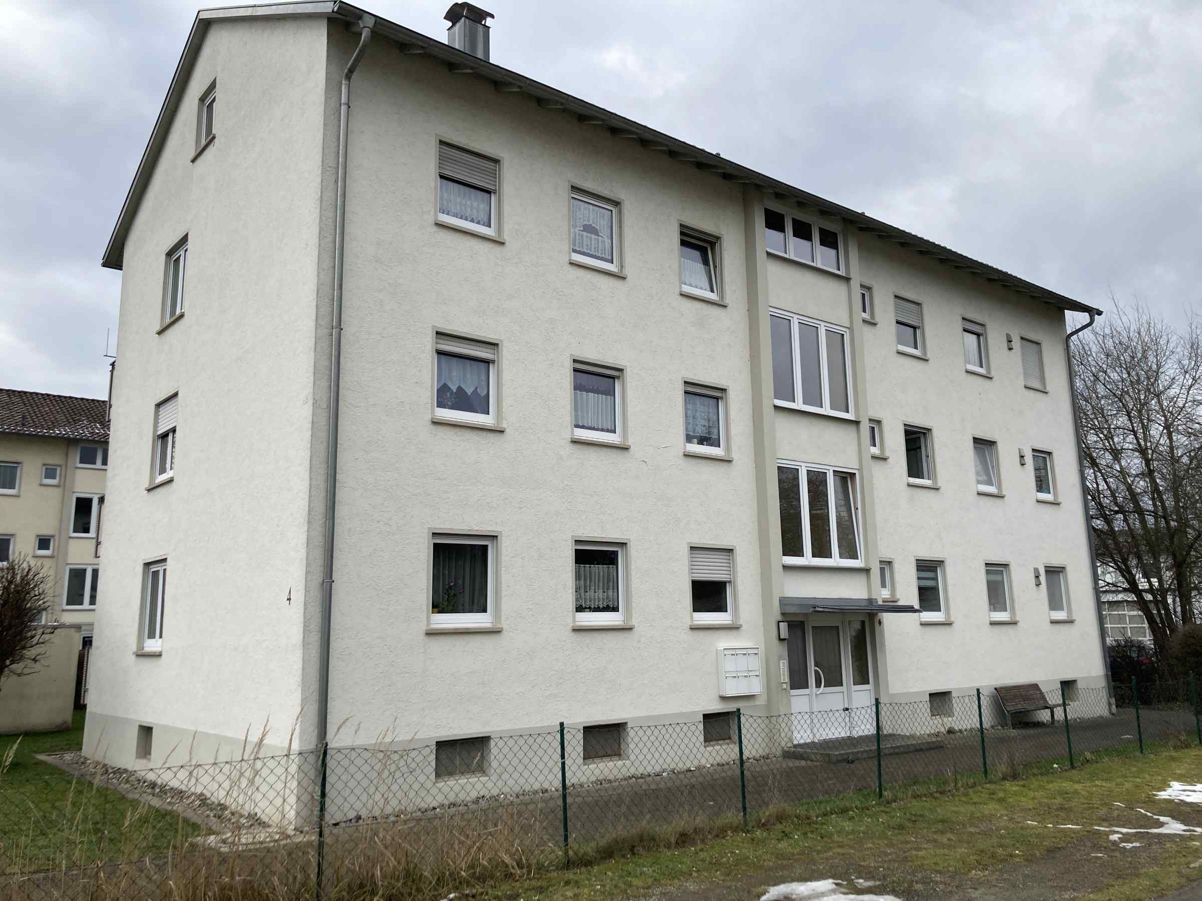 Das Mehrfamilienhaus in Bad Saulgau vor der energetischen Sanierung.