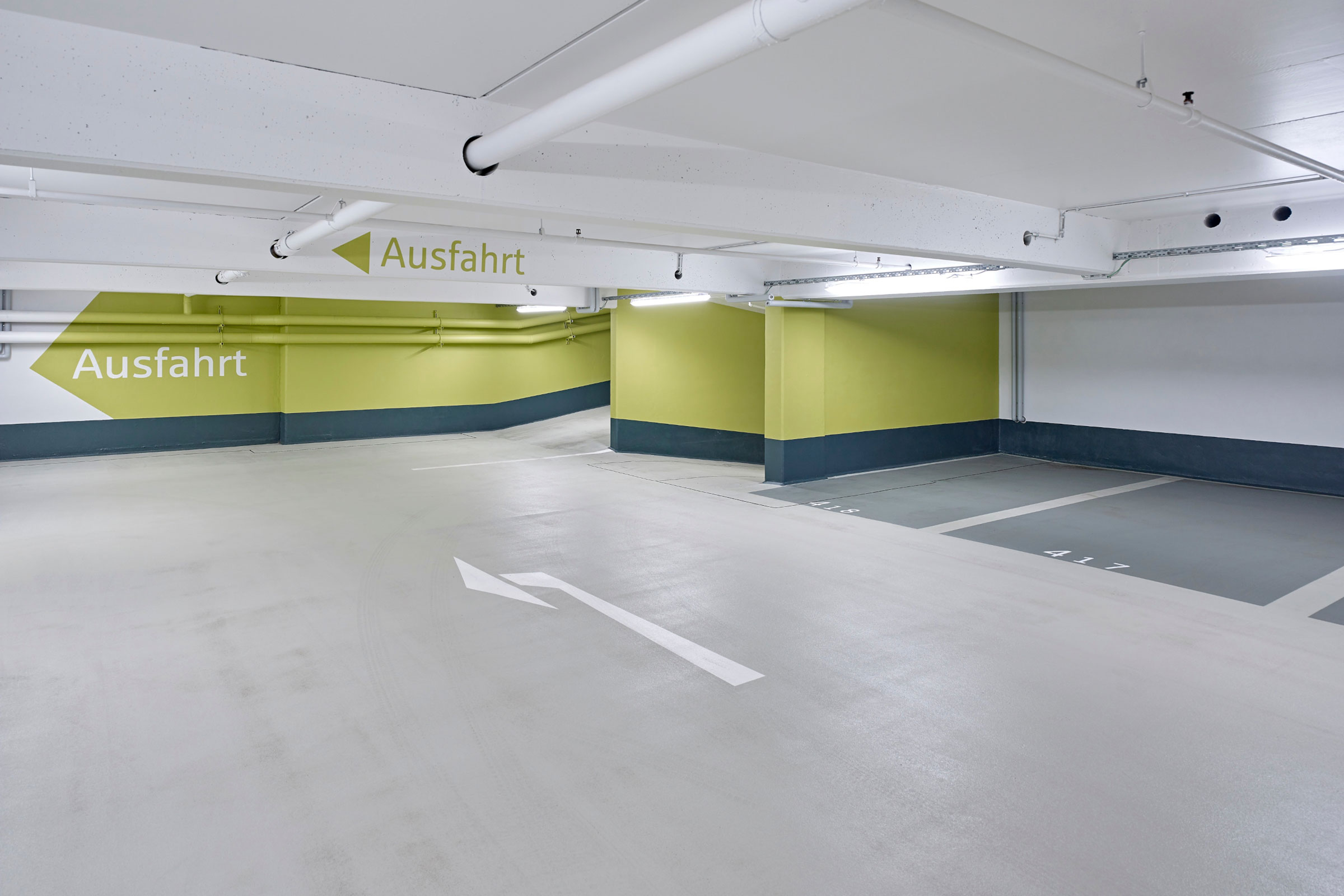 StoFloor Traffic Elastic 590 EP Bodenbeschichtungssystem: Geprüfte dynamische Rissüberbrückung