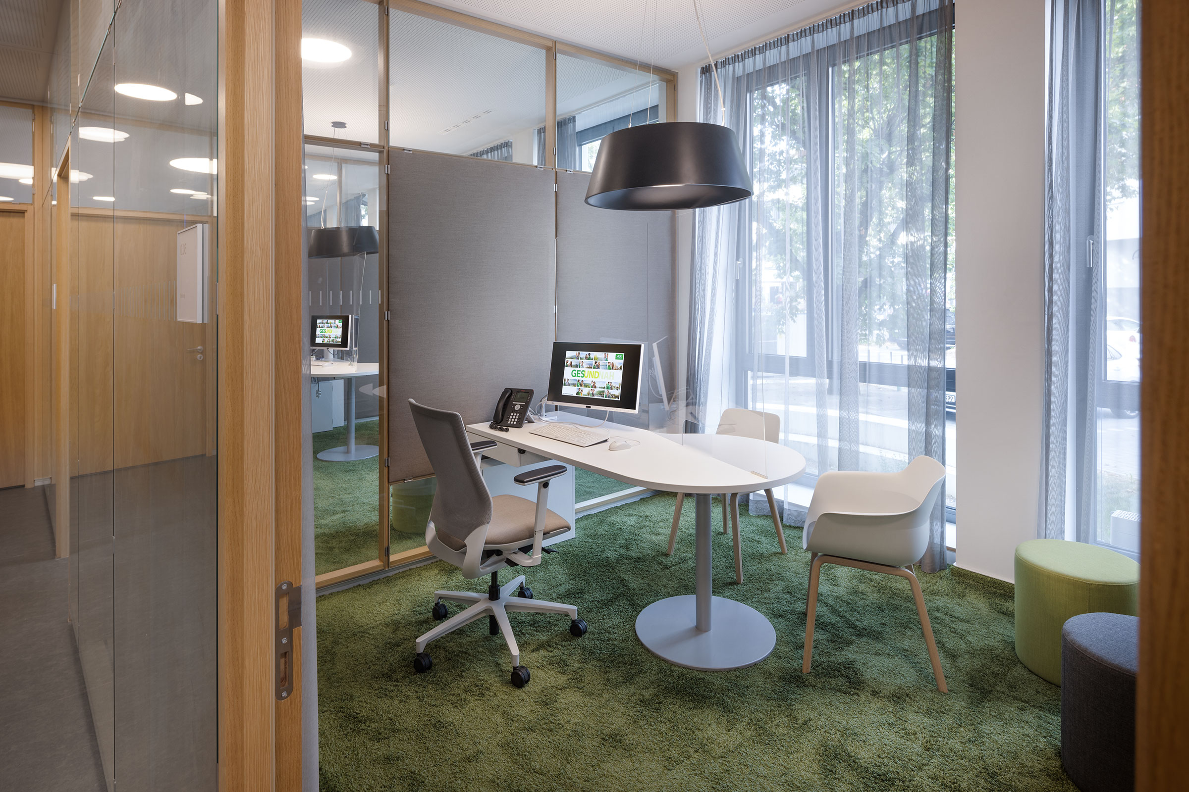 LED-Beleuchtungskonzept im sanierten AOK-Verwaltungsgebäude